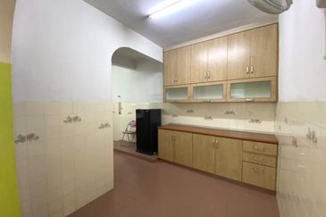 Bandar Menjalara (Desa Seri Mahkota)