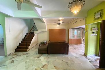 Bandar Menjalara (Desa Seri Mahkota)