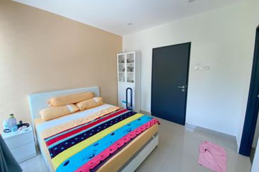 Bayu Damansara Damai , Freehold , Move In Condition 