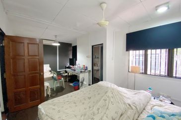 Bandar Menjalara (Desa Seri Mahkota)