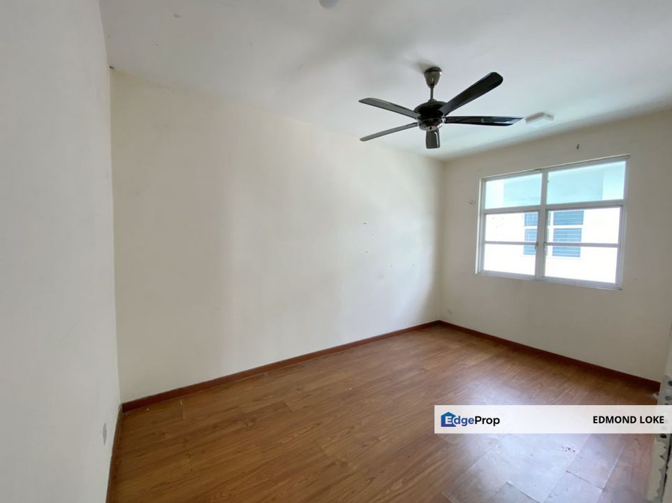 Blue Sky , End Corner , Extra Long , Selayang , Selangor, Selayang