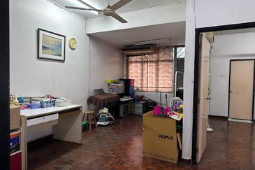 Bandar Menjalara (Desa Seri Mahkota)