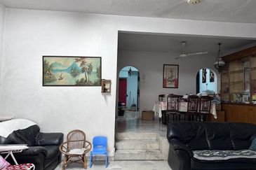 Bandar Menjalara (Desa Seri Mahkota)