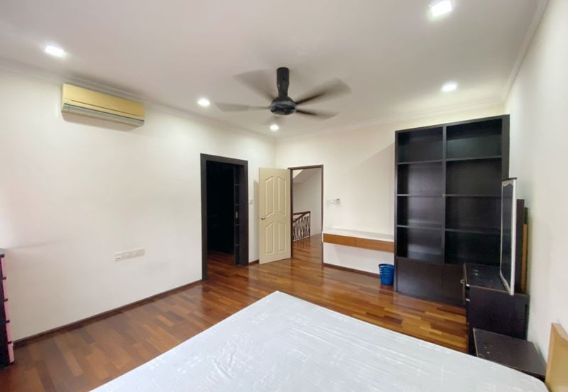 Sunway Spk Damansara 2.5 Sty House , Well Kept 