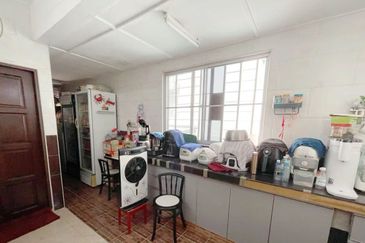 Bandar Menjalara (Desa Seri Mahkota)