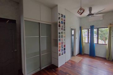 Sunway Spk , 2.5 Sty House , Freehold 