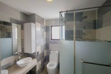 Sunway Spk , 2.5 Sty House , Freehold 