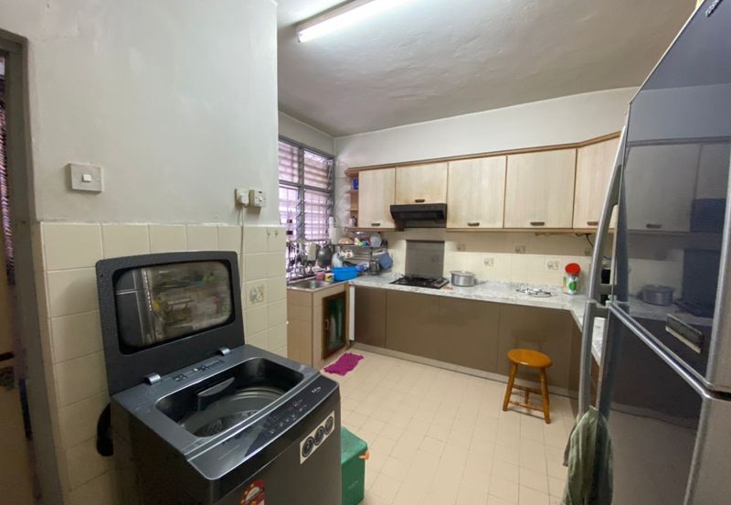 Bandar Menjalara (Desa Seri Mahkota)