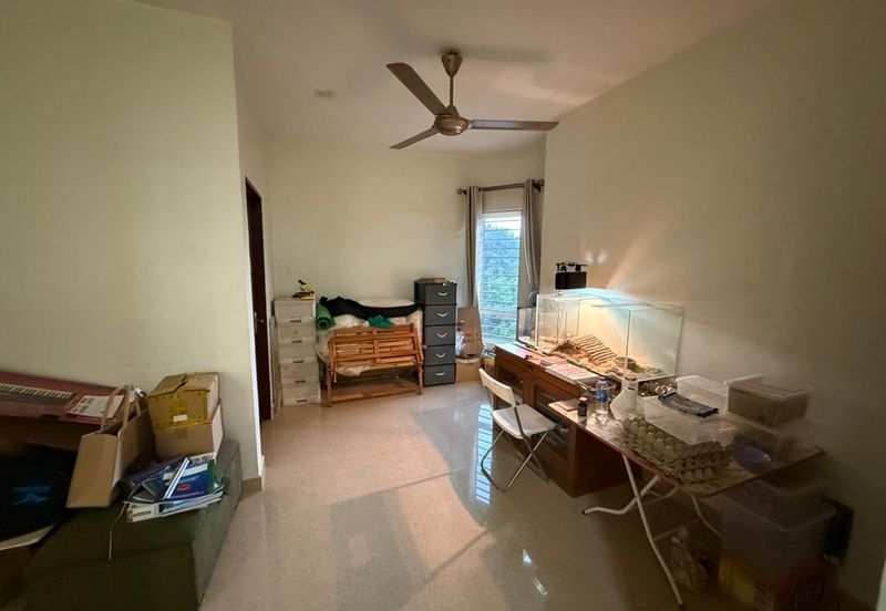 Kepong Baru Uphill , Double Storey , Freehold , Corner Unit 