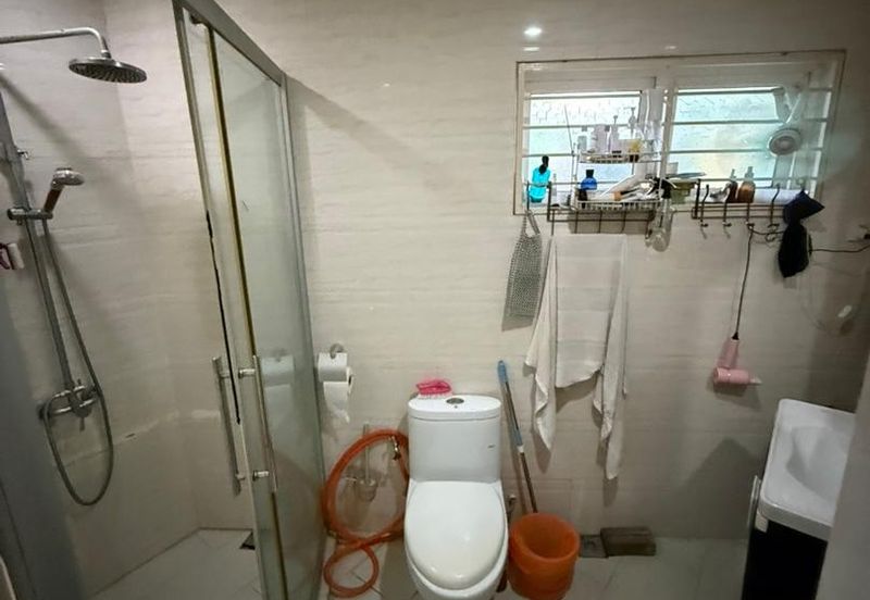 Kepong Baru Uphill , Double Storey , Freehold , Corner Unit 