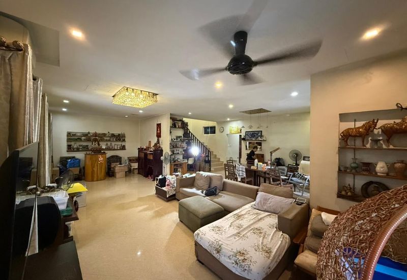 Kepong Baru Uphill , Double Storey , Freehold , Corner Unit 