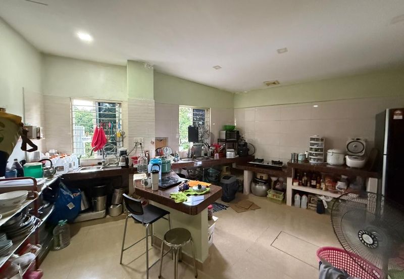 Kepong Baru Uphill , Double Storey , Freehold , Corner Unit 