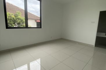 New Double Storey House, Taman Riang, Raja Uda