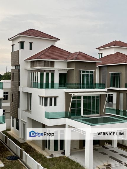 3 Storey Bungalow, Royale Height, Bukit Tambun, Penang, Bukit Tambun