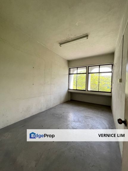 Ong Yi How Shoplot, Facing Main Road, Penang, Raja Uda