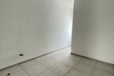 2 Storey Terrace House, Alma