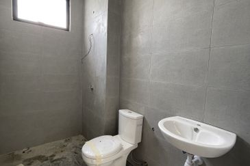 2 Storey Terrace House, Alma