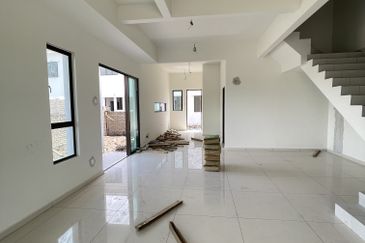 2 Storey Terrace House, Alma