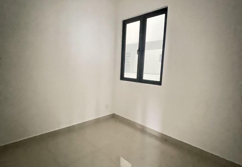 Eco Bloom @ Eco Meadows