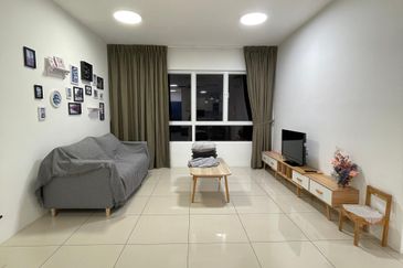 Fully Furnished, The Park Apartments