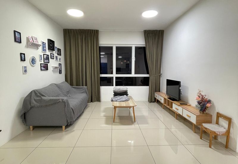 Fully Furnished, The Park Apartments