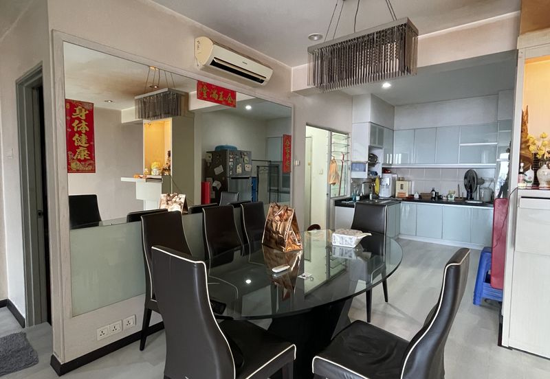 Villa Tanjung (Tanjung Heights)