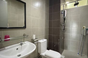 Villa Tanjung (Tanjung Heights)