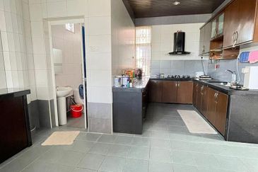 Taman Desa Murni, Semi-D, Fully Renovated & Furnished