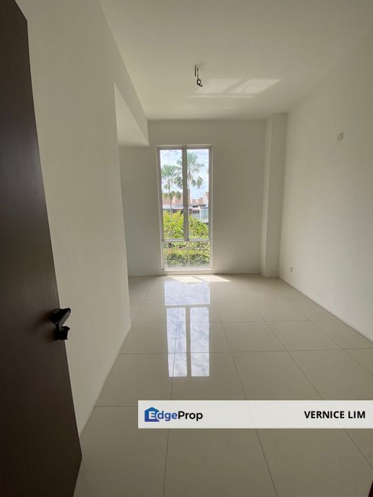 Sentinelle Ville, 3 Storey Semi-D, Taman Bukit MInyak Utama, Penang, Bukit Mertajam