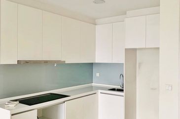 Pandora @ Tropicana Metropark