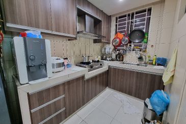 Indah Alam Condominium