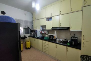 2 Storey Bukit Jelutong U8 Shah Alam