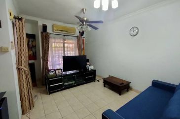 2 Storey Bukit Jelutong U8 Shah Alam