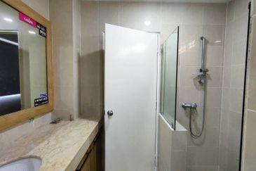 Newly Painted 2 Storey Bukit Jelutong U8 Shah Alam