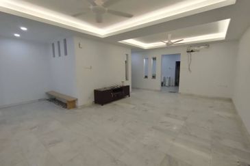 Newly Painted 2 Storey Bukit Jelutong U8 Shah Alam