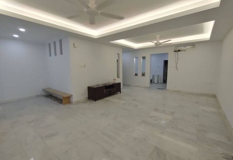 Newly Painted 2 Storey Bukit Jelutong U8 Shah Alam