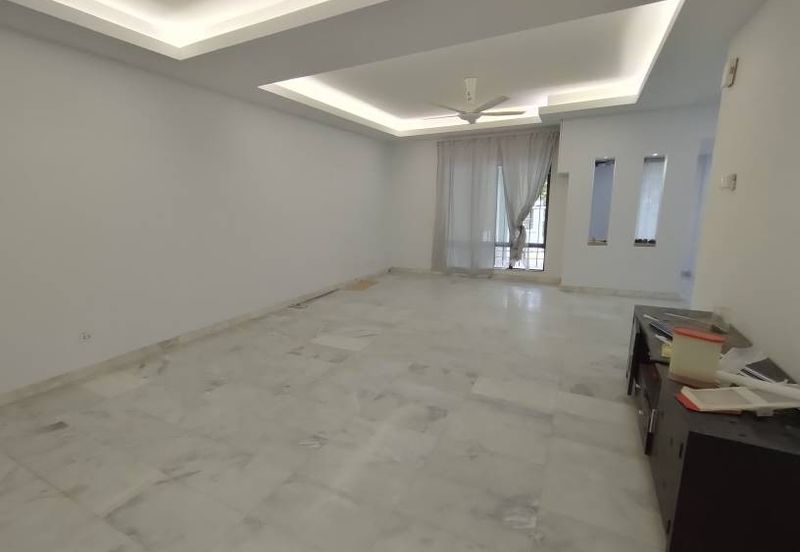 Newly Painted 2 Storey Bukit Jelutong U8 Shah Alam