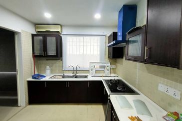 Newly Painted 2 Storey Bukit Jelutong U8 Shah Alam