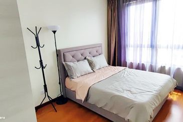 I Residence @ I City