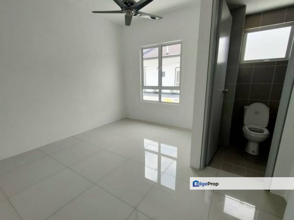 Kitchen Top 2 Storey Rentak Perdana, Selangor, Bandar Puncak Alam