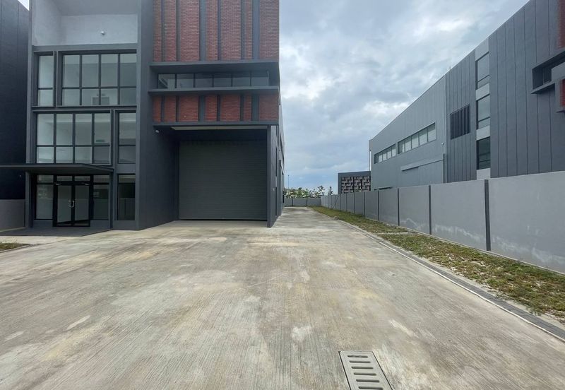 Elmina Business Park