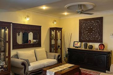 Bukit Jelutong, Bukit Jelutong, Selangor