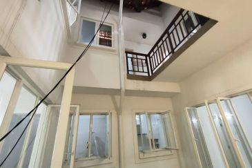 Long Car Porch 2 Storey Bukit Jelutong U8 Shah Alam Jalan Ubin