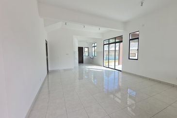 Iris @ Bandar Hillpark