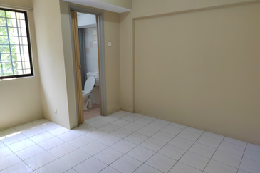 Pangsapuri Perdana, Seksyen 13