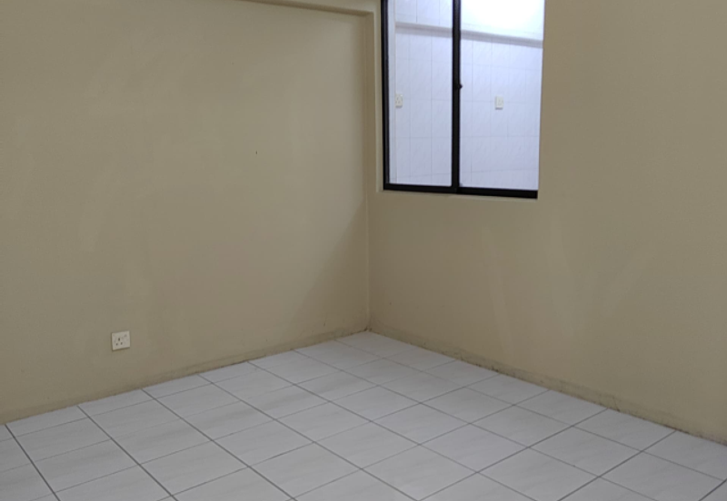 Pangsapuri Perdana, Seksyen 13