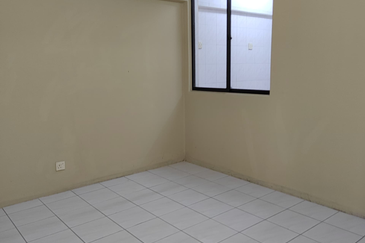 Pangsapuri Perdana, Seksyen 13