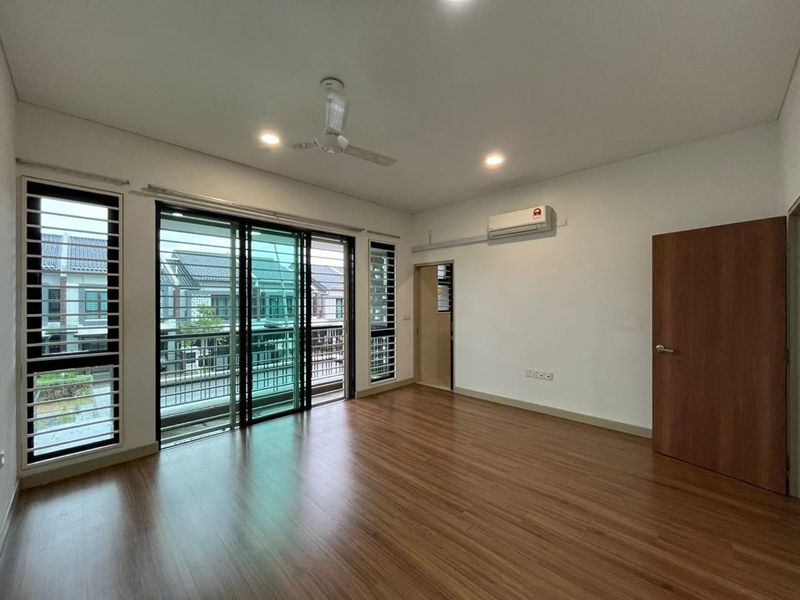 Partially Furnis 2 Sty Elmina Valley 4 22x75 Denai Alam nr Subang Jaya, Selangor, Shah Alam