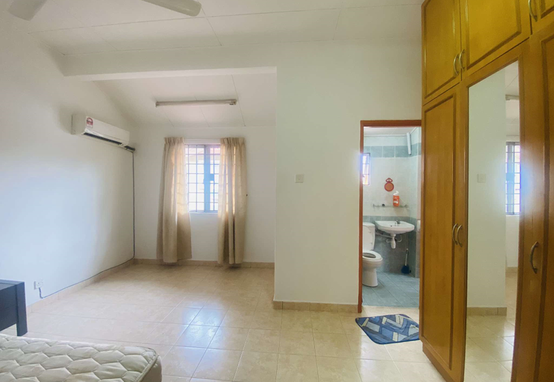 Corner House Bukit Jelutong Bukit Jelutong Selangor