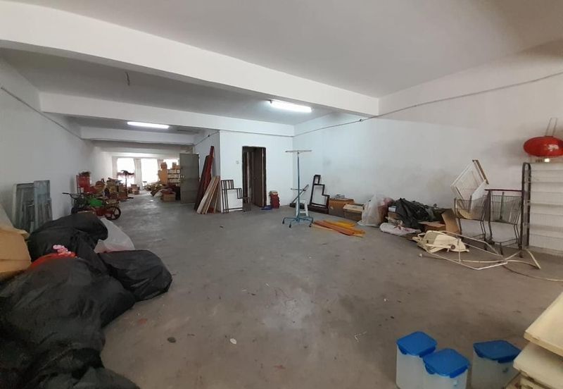 Jalan Anggerik Aranda